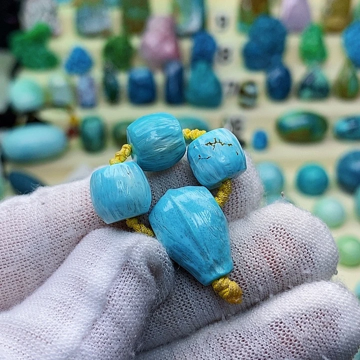 绿松石配饰未镶嵌