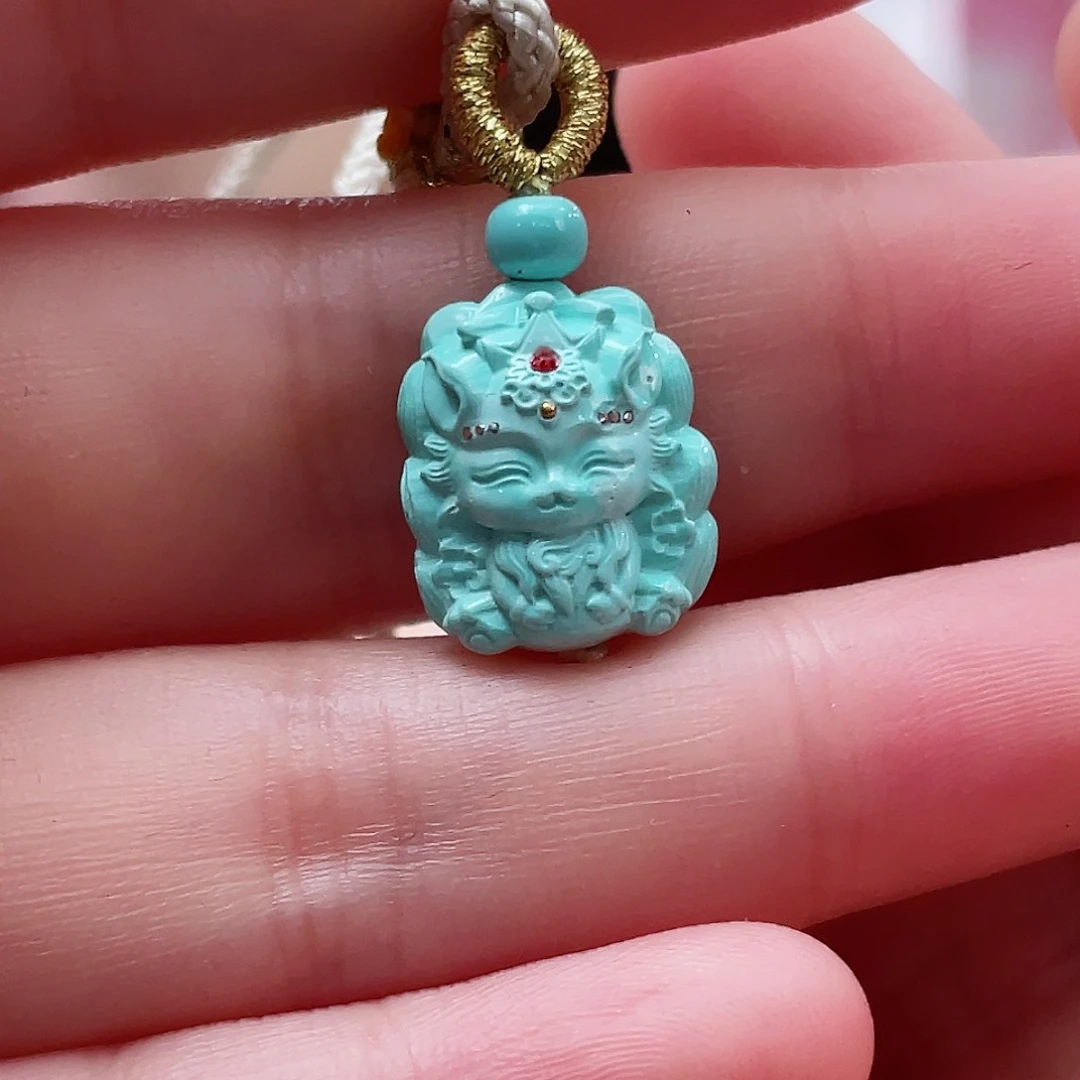 绿松石颈饰未镶嵌