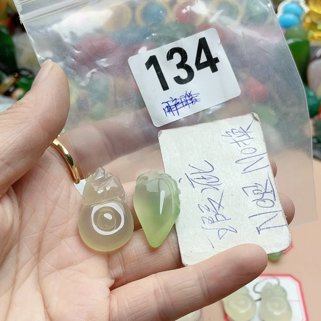 合金颈饰玛瑙/玉髓晴****)