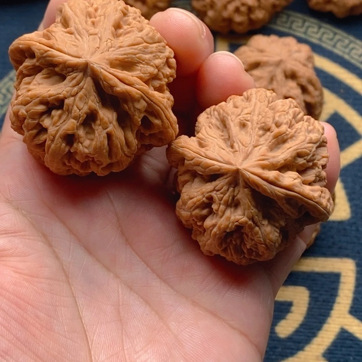 记***哦文玩核桃吊坠粗筋3