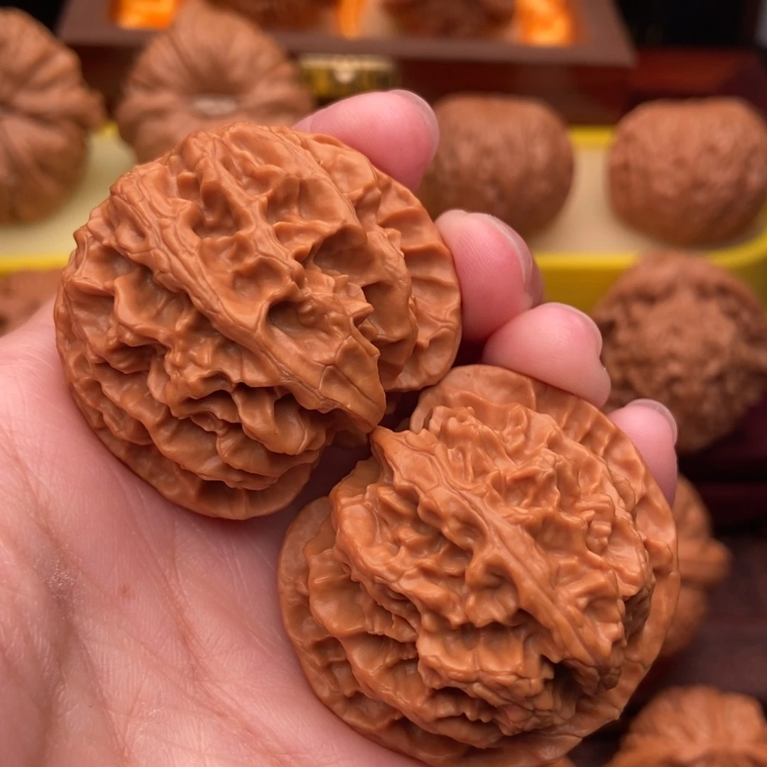 文玩核桃把件精品老树苹果园41