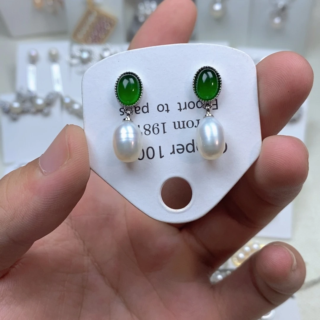 淡水珍珠耳饰未镶嵌