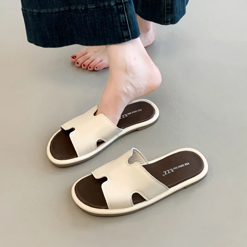 薄底拖鞋平底凉拖鞋女夏季外穿2025新款休闲沙滩凉鞋配裙子一字拖