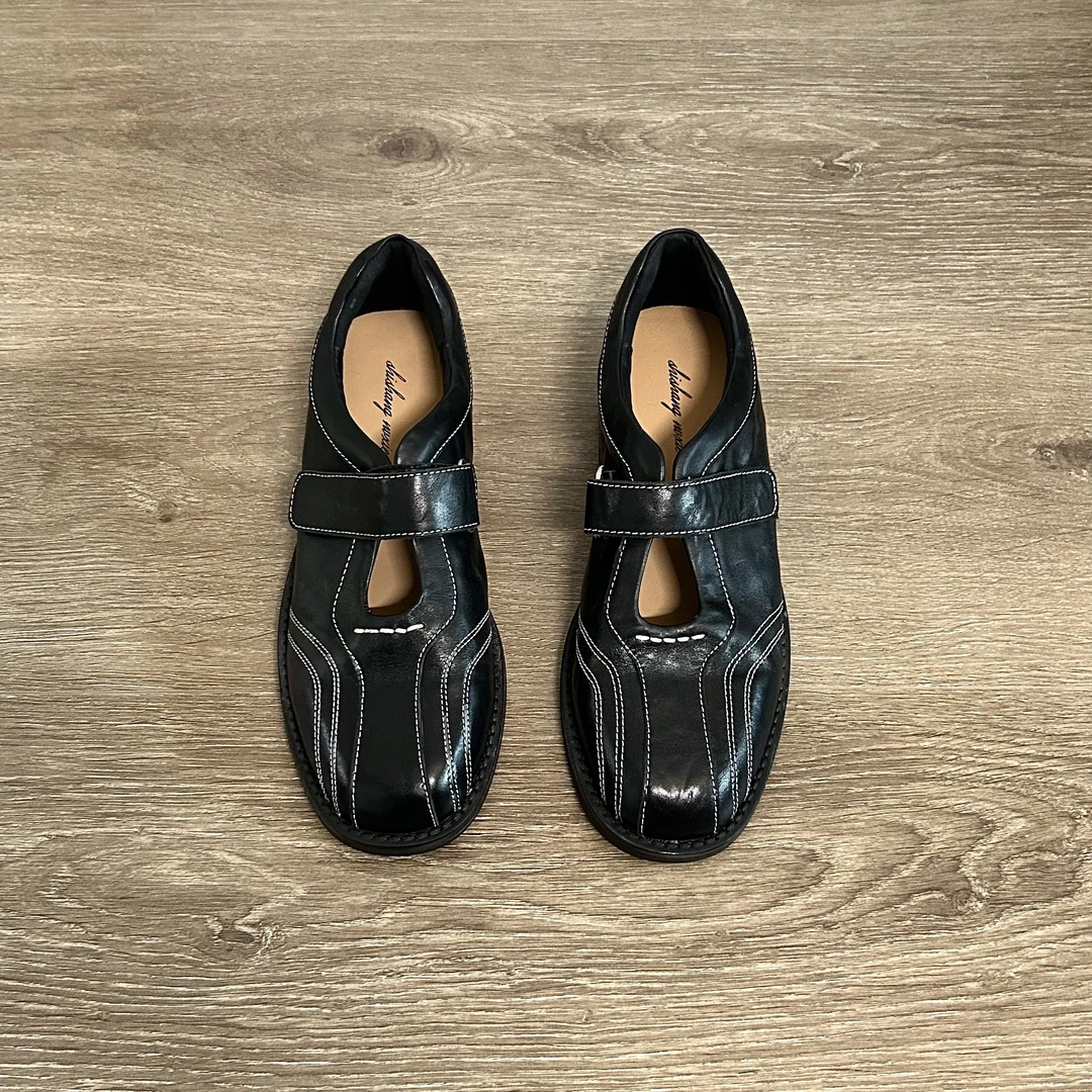 Dannyfrey早秋文艺风新款复古做旧小众魔术贴柔软皮软底通勤单鞋