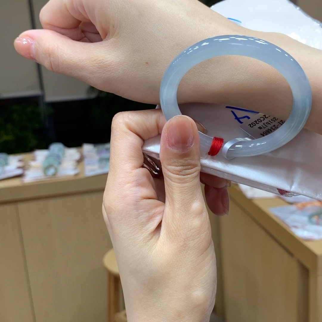 未镶嵌手镯翡翠不退不换