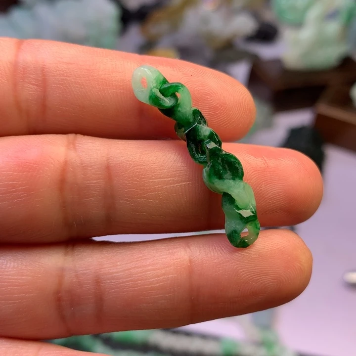 定制翡翠未镶嵌翡翠