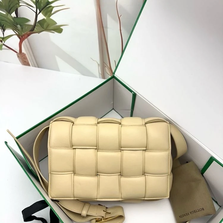 95新/葆蝶家/包包/[eva1229外场]/C533197548