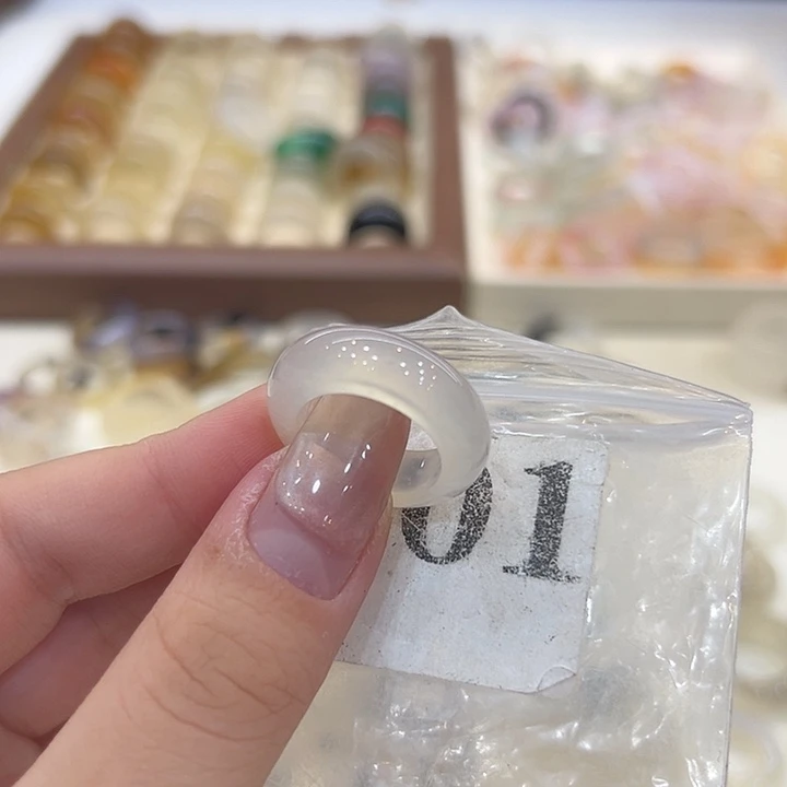 合金戒指玛瑙/玉髓1港13
