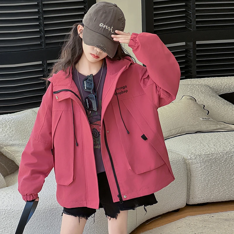 女童外套春秋款2025新款儿童洋气时髦冲锋衣中大童休闲运动上衣潮