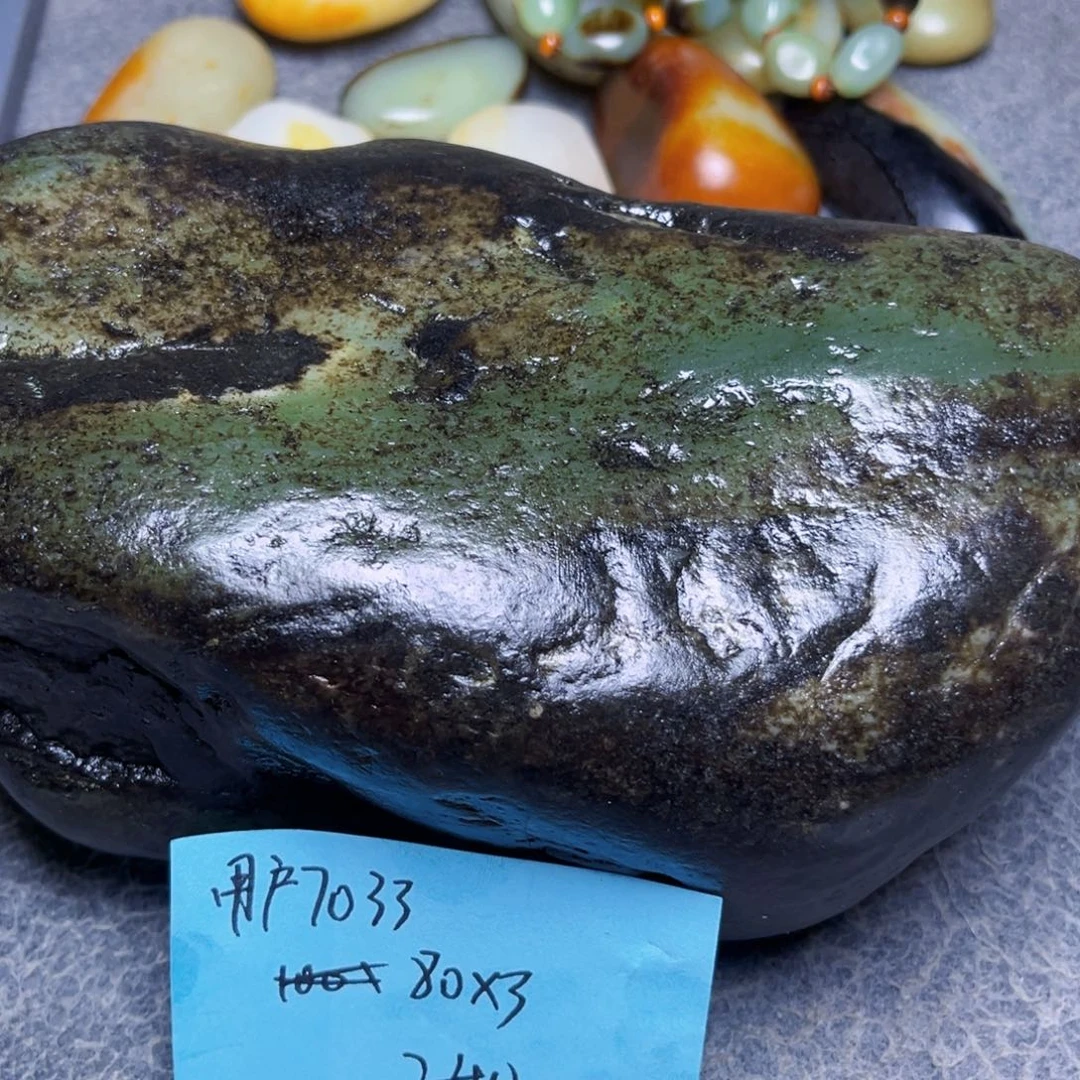 小***菇未镶嵌和田玉珠宝奇石