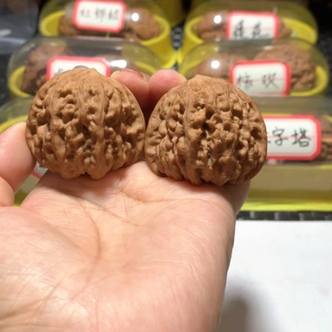 吊坠文玩核桃凹底