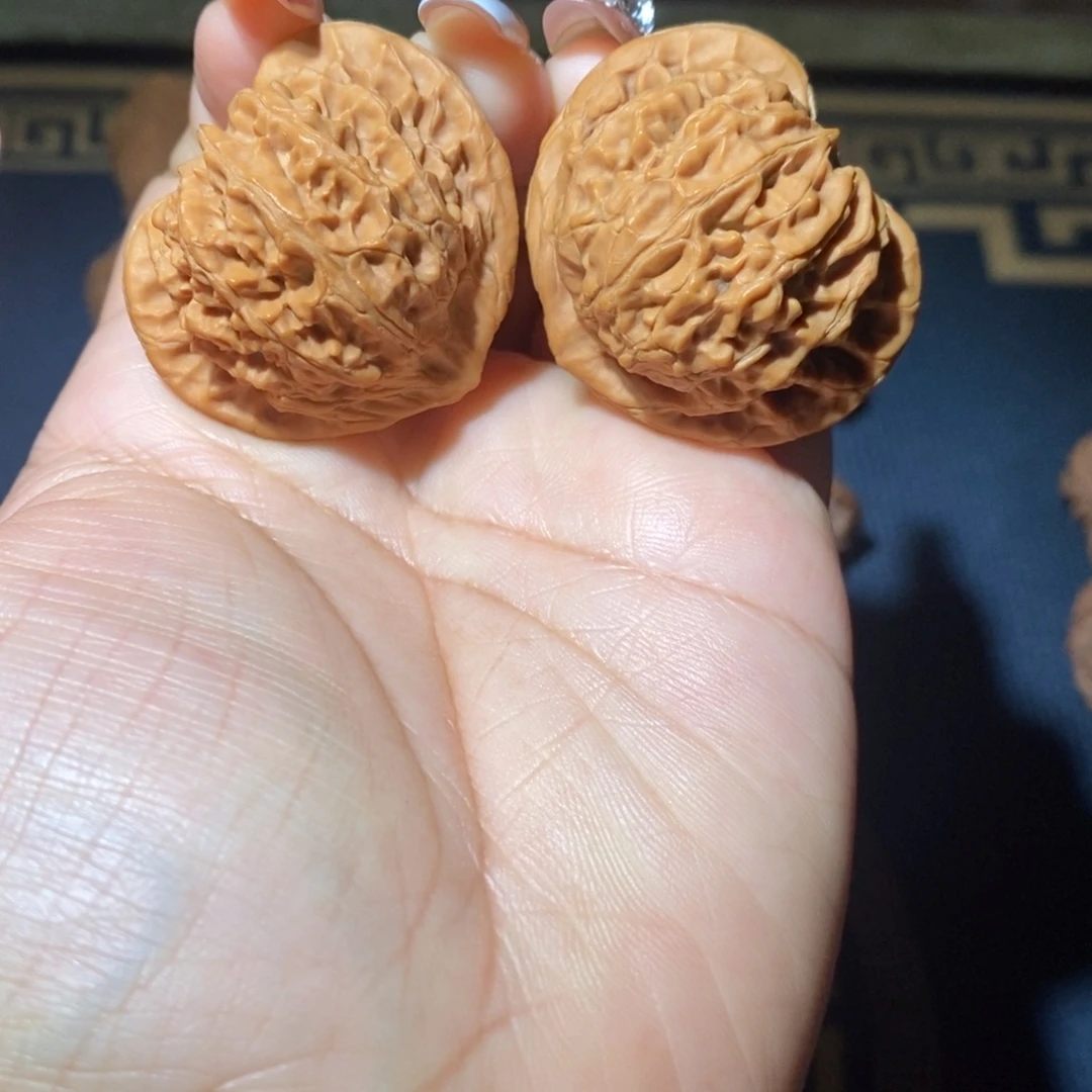 文玩核桃吊坠39尺全品宫灯