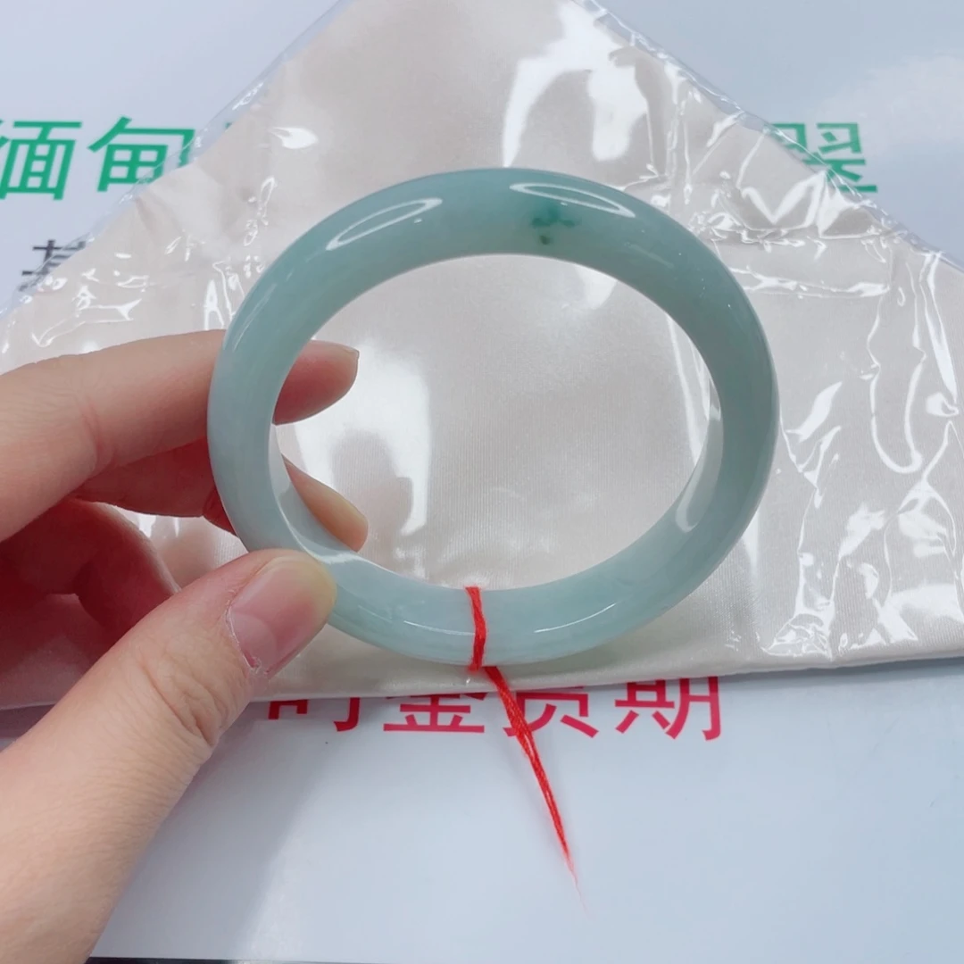 未镶嵌手镯翡翠手镯