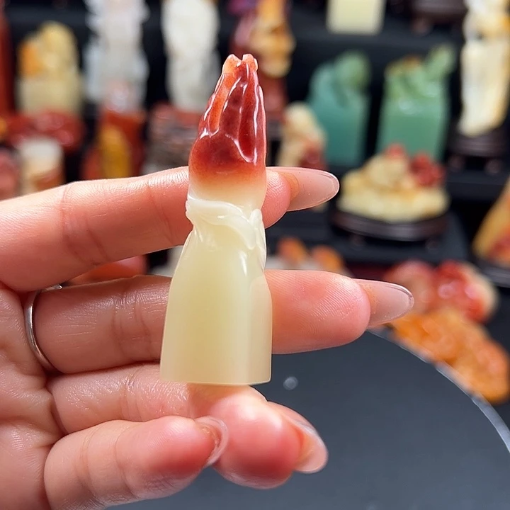 寿山石老性芙蓉石