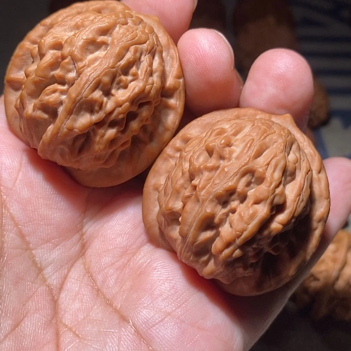 把件文玩核桃42.5大红袍