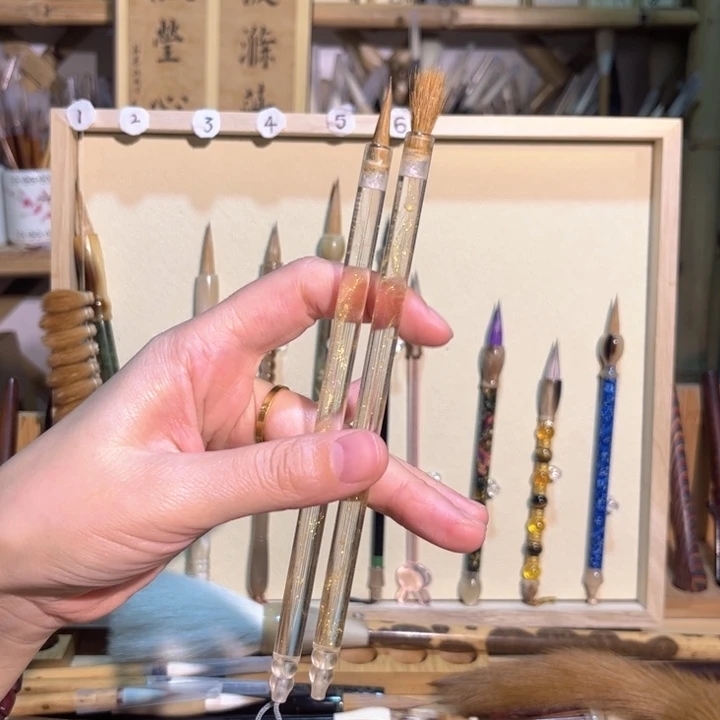 两只狼毫洒金工艺小楷