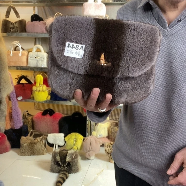 娃叔皮草水貂毛渐变色方包