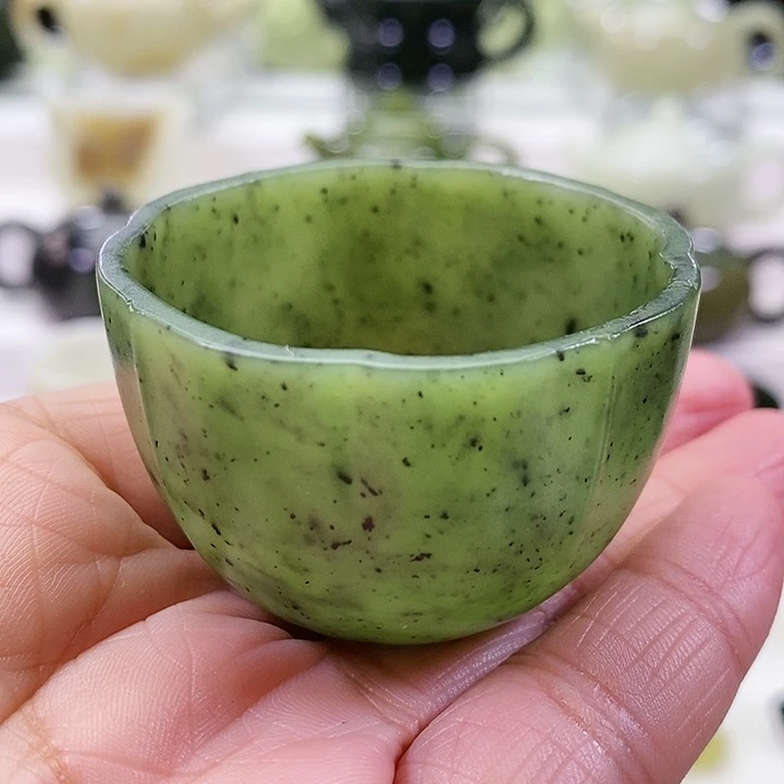 未镶嵌和田玉挂件茶杯30m l