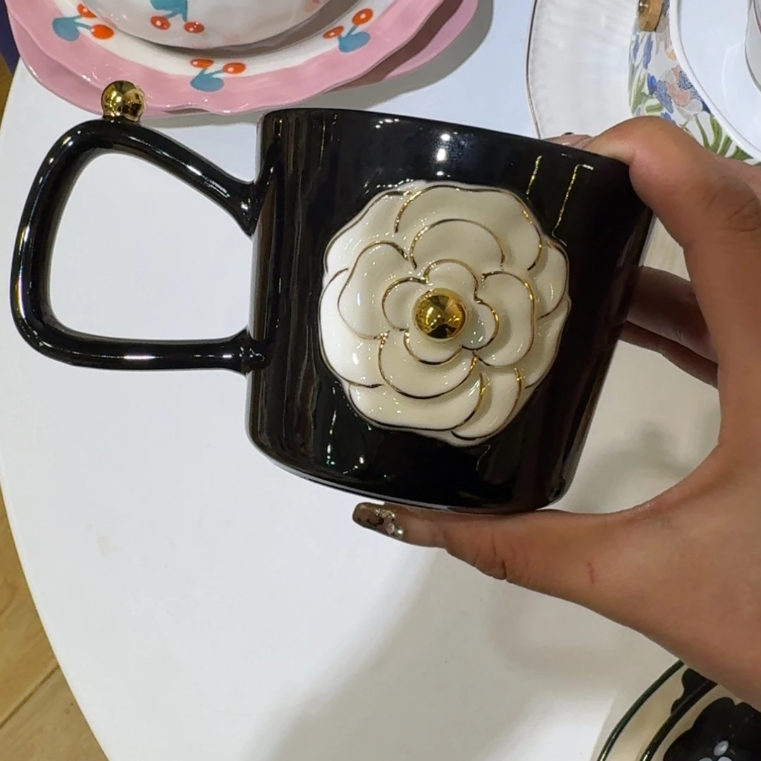 瓷两个两个两个两个