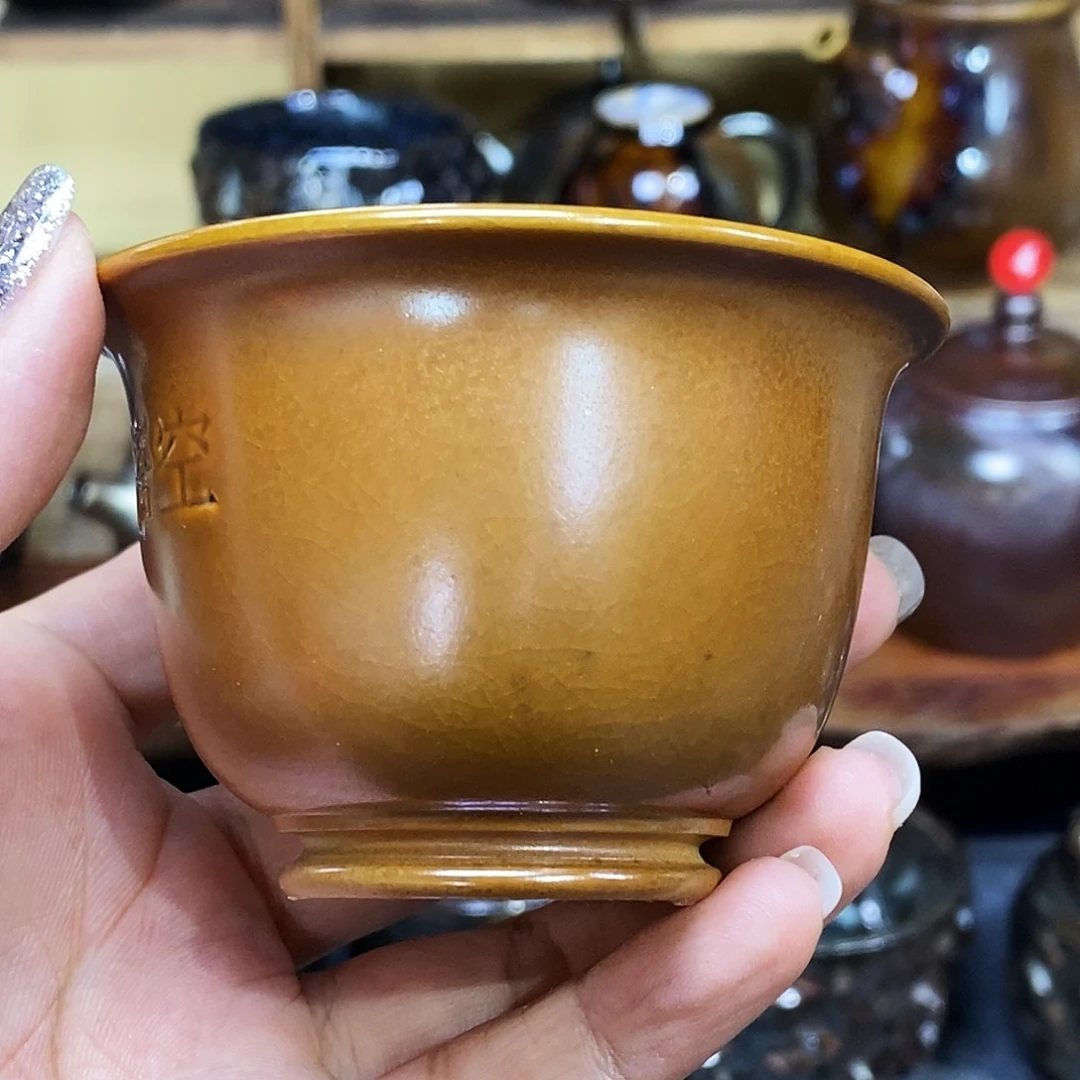 壶w****a云南建水柴烧主人杯