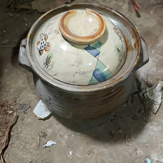 摆件陶瓷盘子碗啥都有