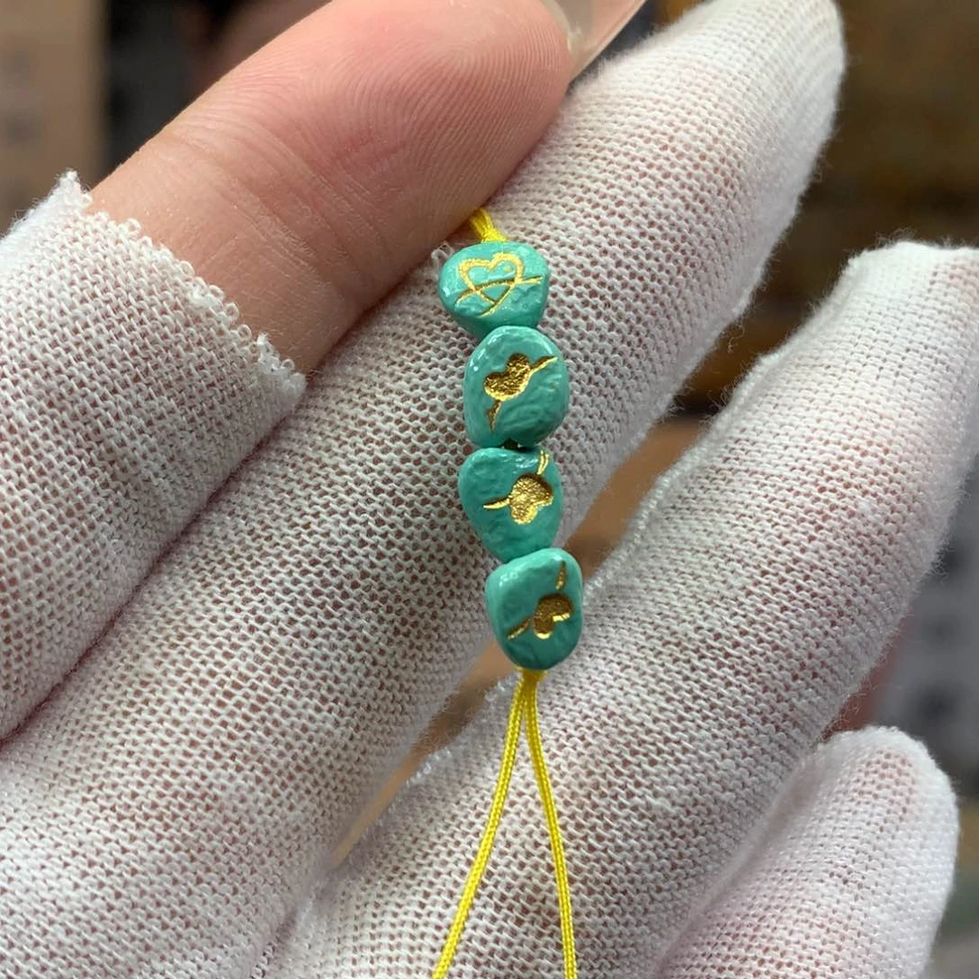 绿松石未镶嵌挂件