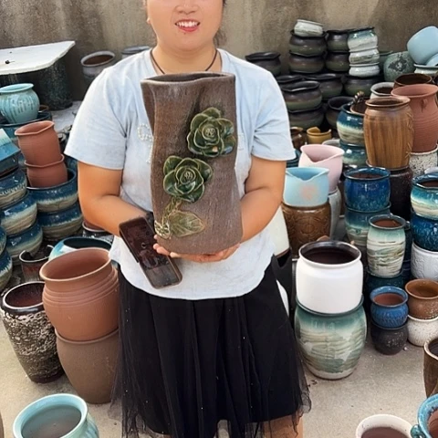 口18高30瑕疵一个盆子。