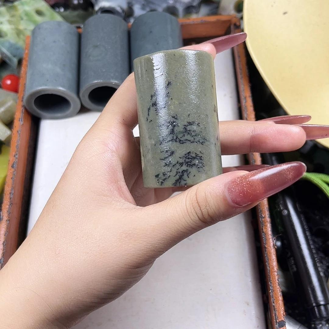 颈饰未镶嵌和田玉（糖玉）用****0