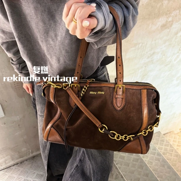 95新 MIU MIU/缪缪 复燃精选/棕色麂皮2way飘带机车波士顿