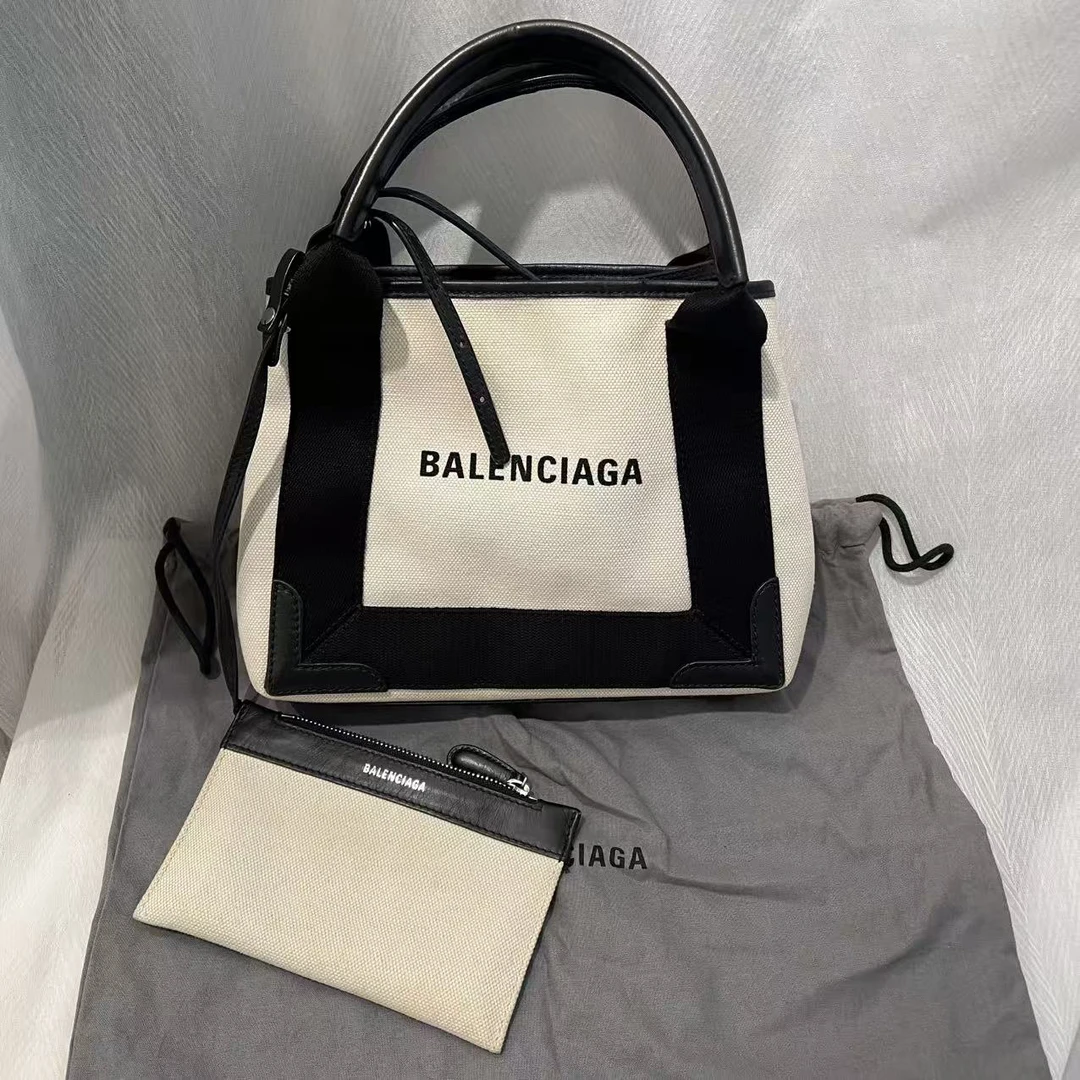 95新 Balenciaga/巴黎世家 95新巴黎世家帆布手拎斜挎包时尚