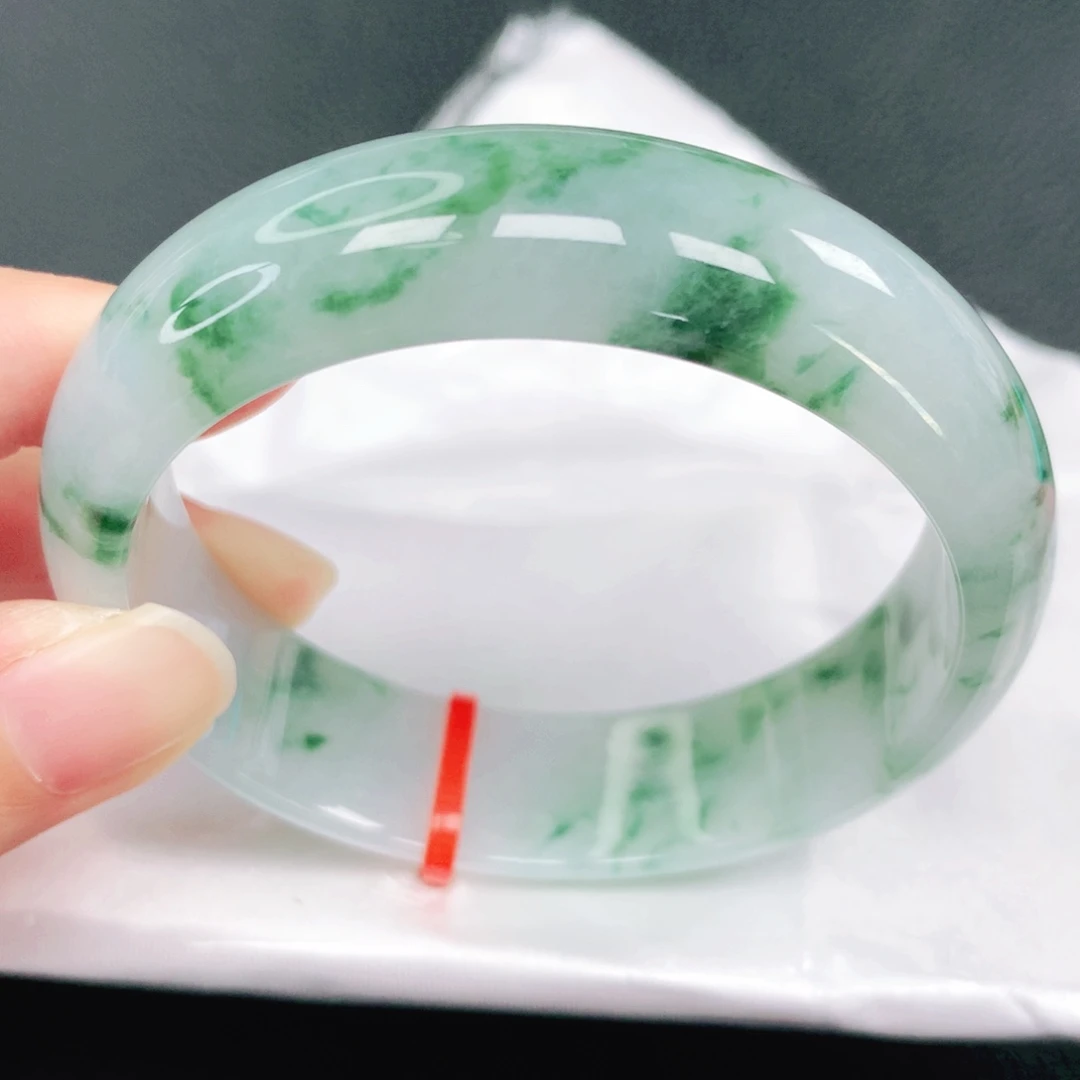 翡翠未镶嵌手镯56圈