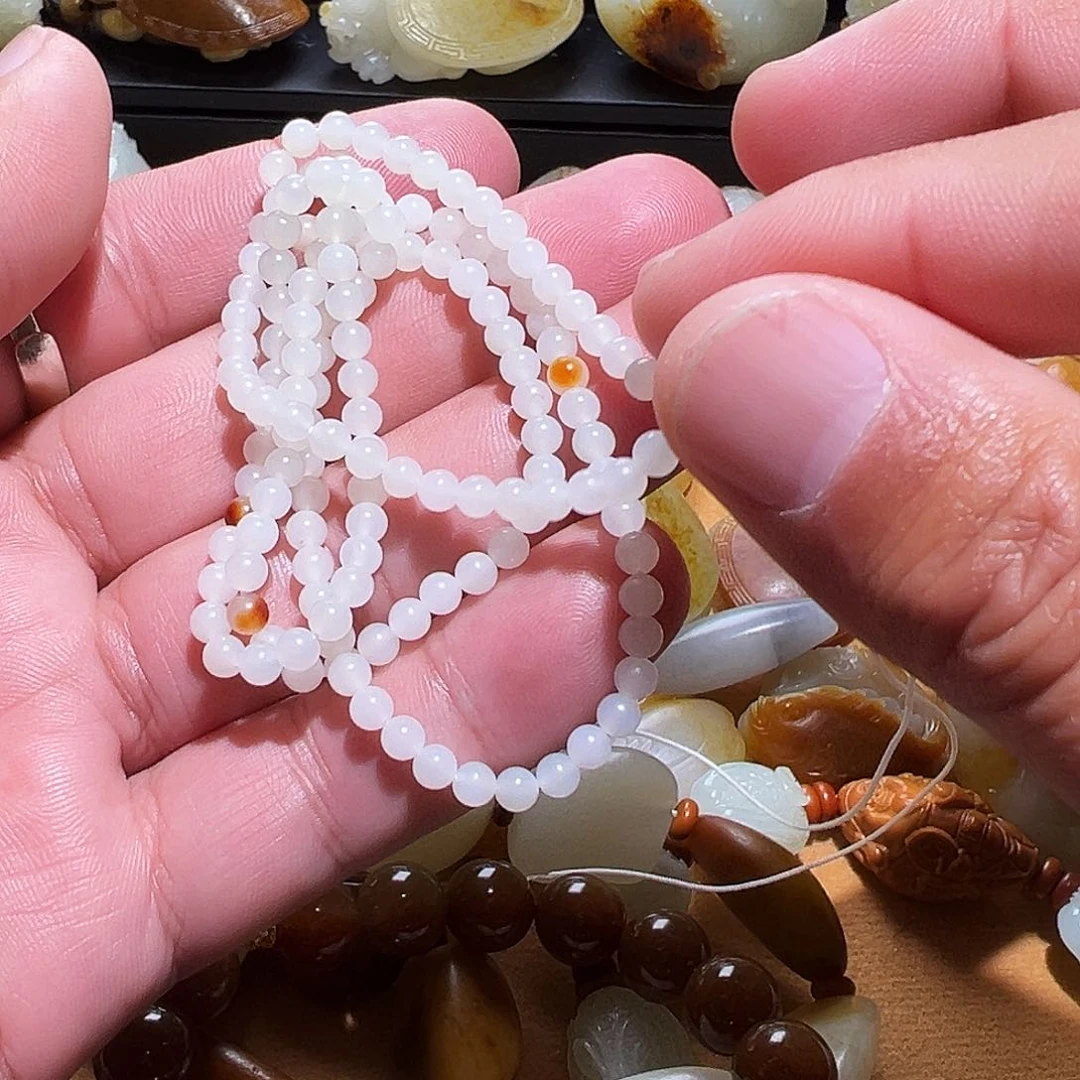 和田玉颈饰未镶嵌过*