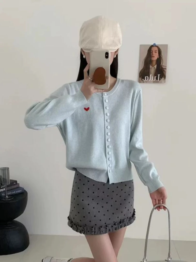 爱心刺绣长袖针织开衫女春季韩版宽松显瘦气质毛衣时尚百搭上衣潮