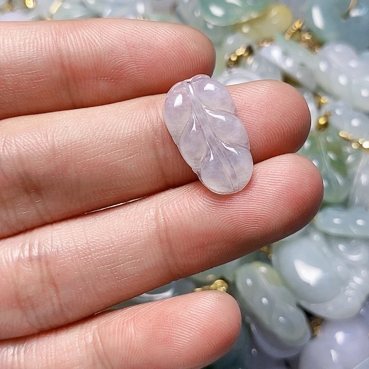 翡翠未镶嵌颈饰天然A货翡翠