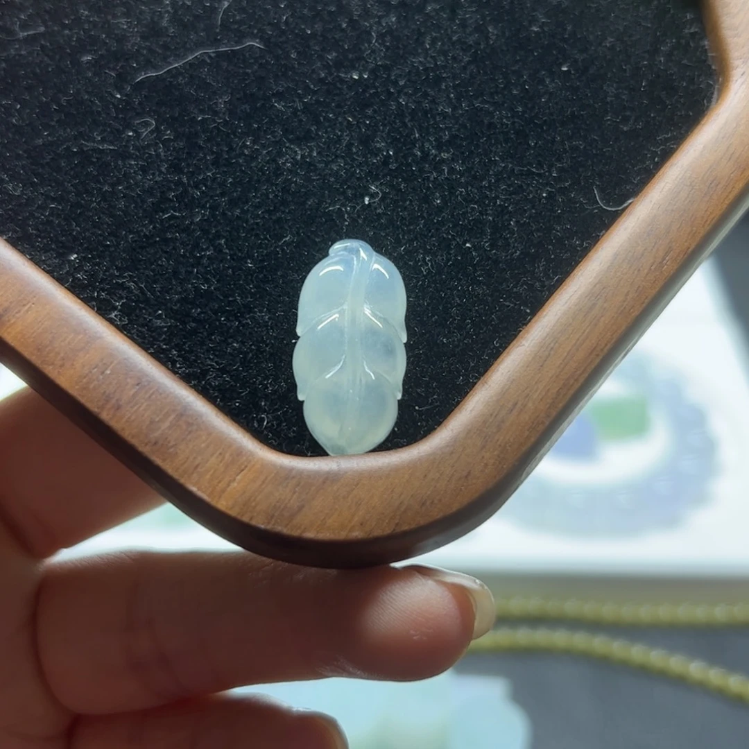 定制翡翠未镶嵌翡翠叶子
