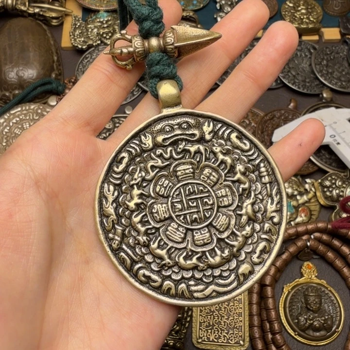 藏传文玩九宫如图