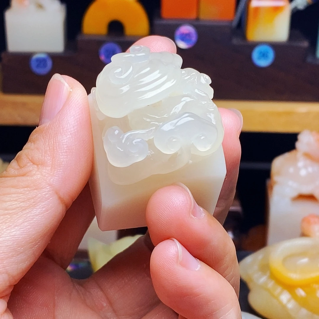 R***i印石寿山石灵芝印章