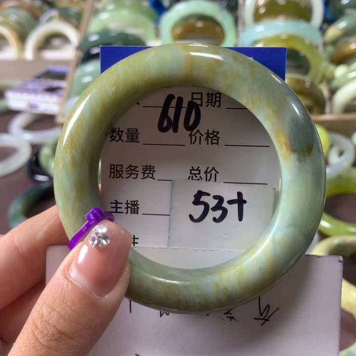 蛇纹石玉未镶嵌手镯610