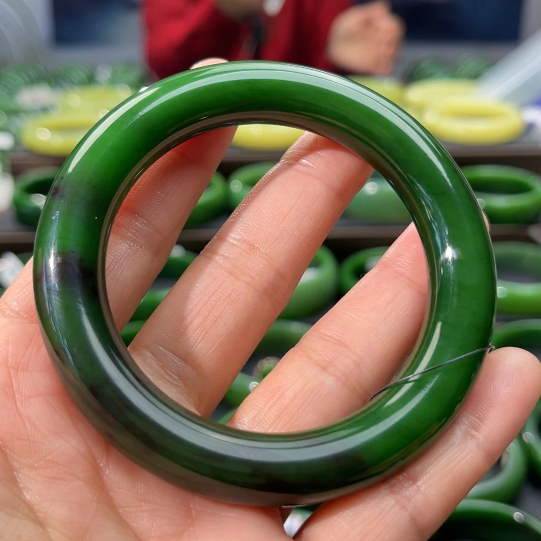 和田玉（碧玉）手镯未镶嵌