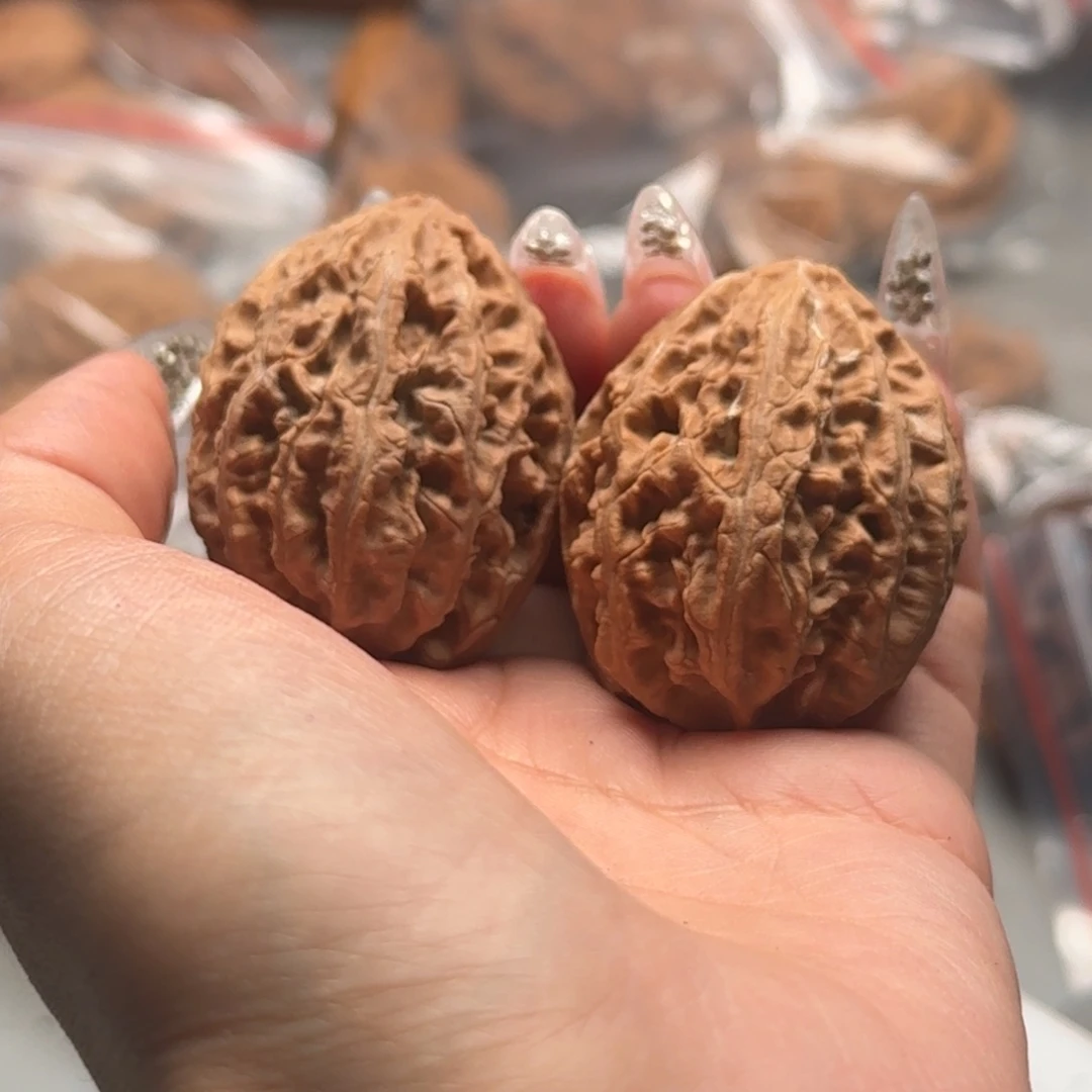 文玩核桃把件关东木子楸百核141花皮