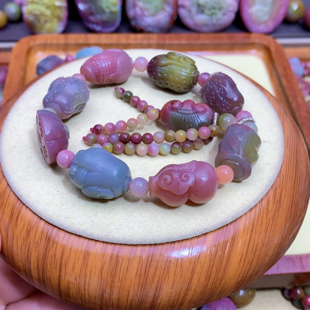 什***方玛瑙未镶嵌手链盐源