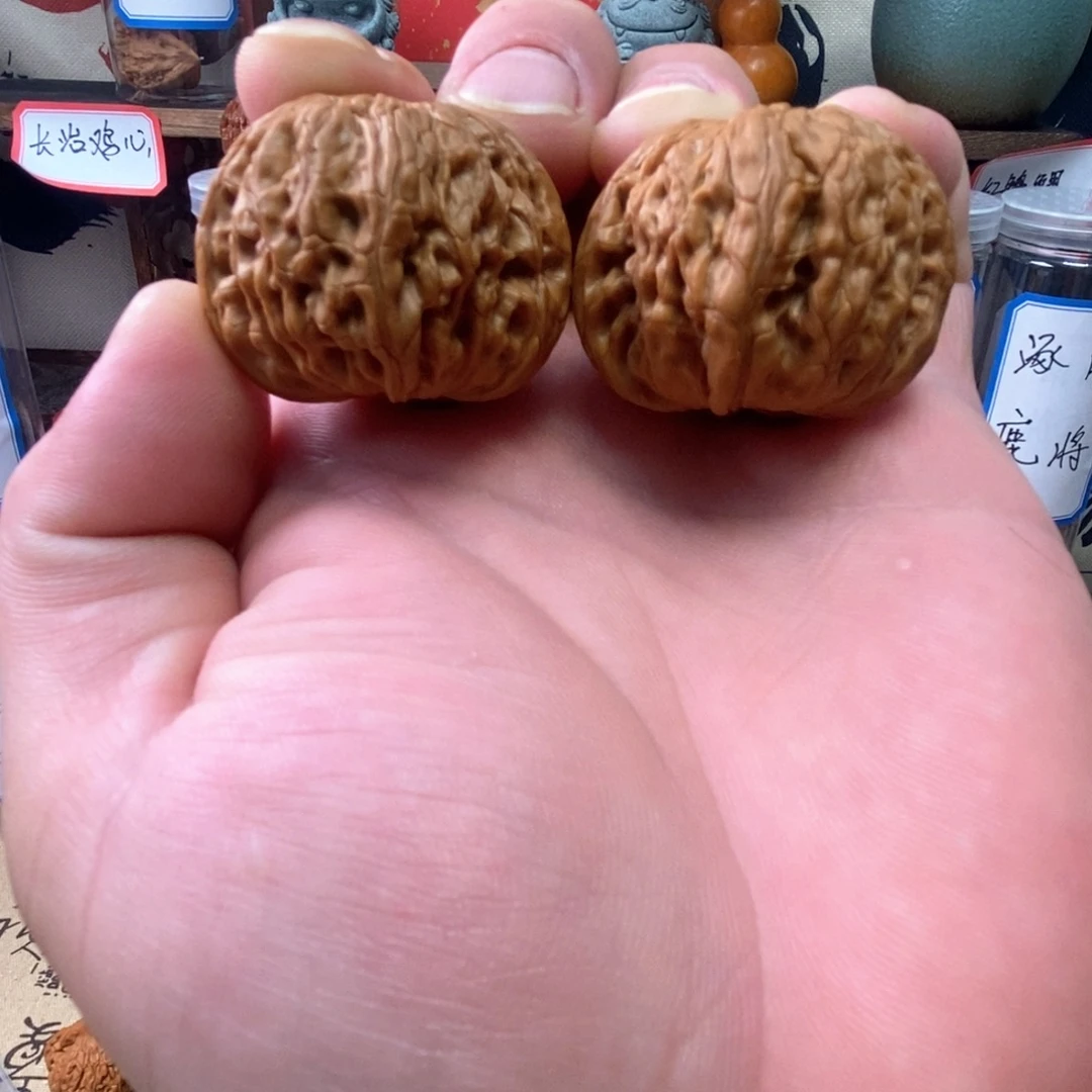 文玩核桃吊坠山地磨盘