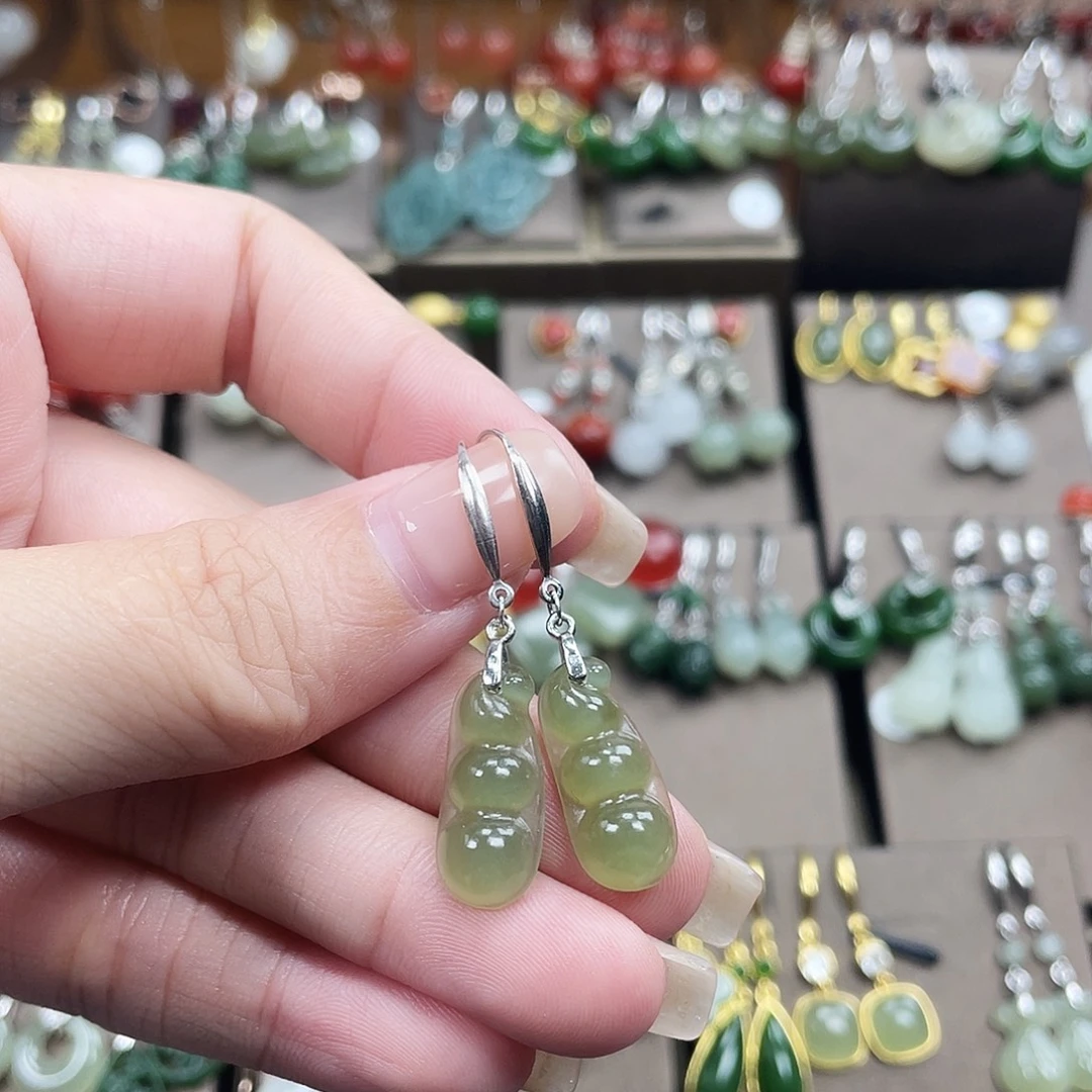 和田玉银S925镶嵌耳饰