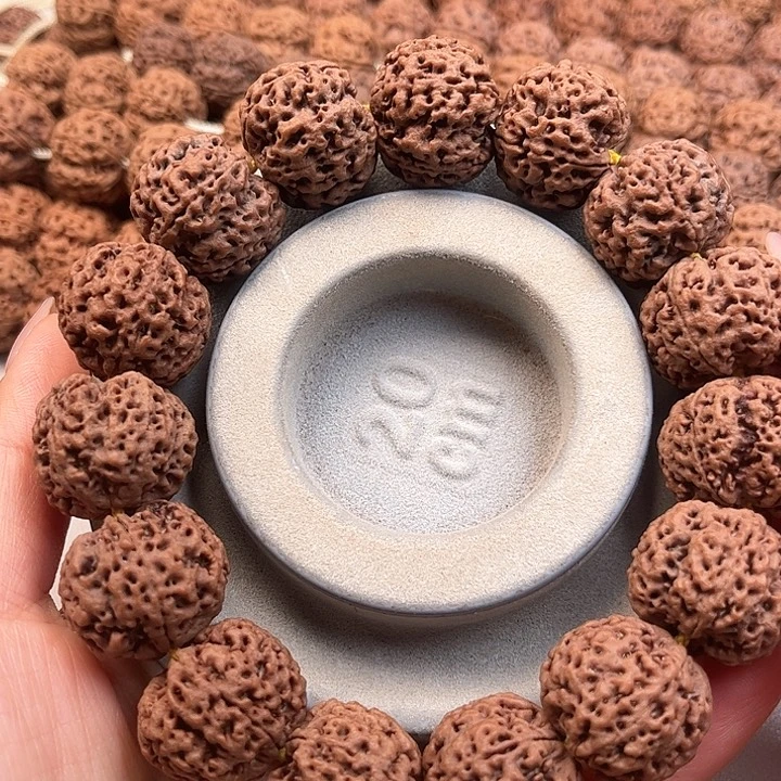 小***祺金刚菩提手串爆肉蜂王22