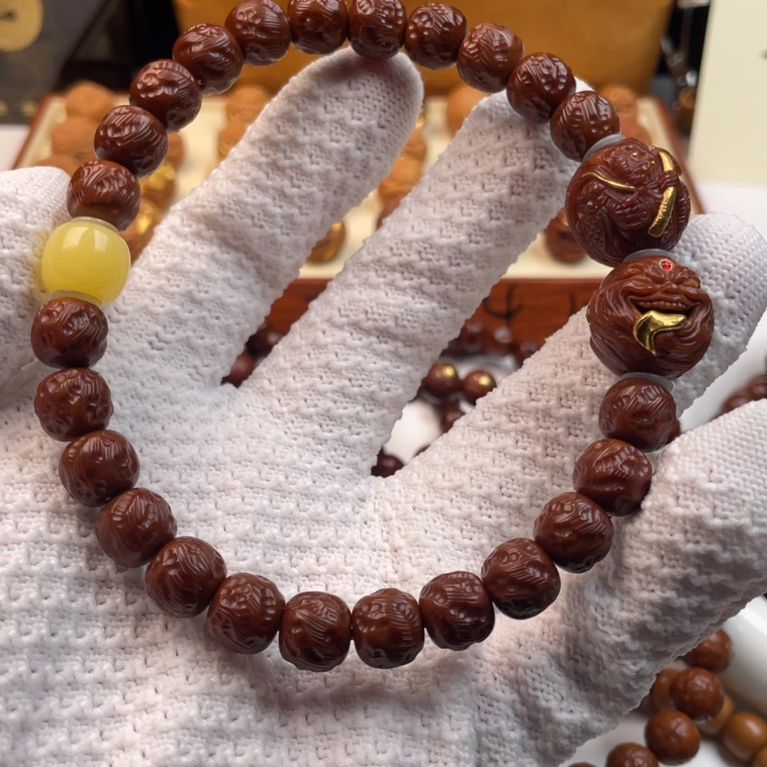 喃***尹猴头核桃吊坠回血望川