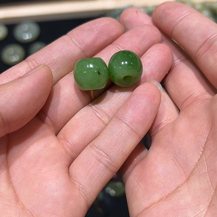 灯***处颈饰未镶嵌和田玉多样性发货拍一发一