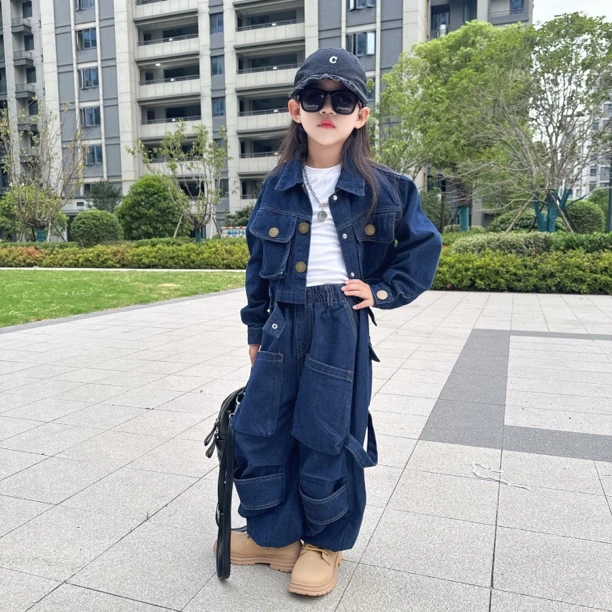 麦咖&Mk-TZ96设计款工装牛仔套装