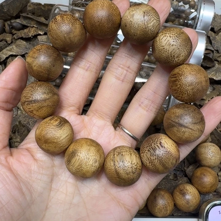 沉香手串陆河一条