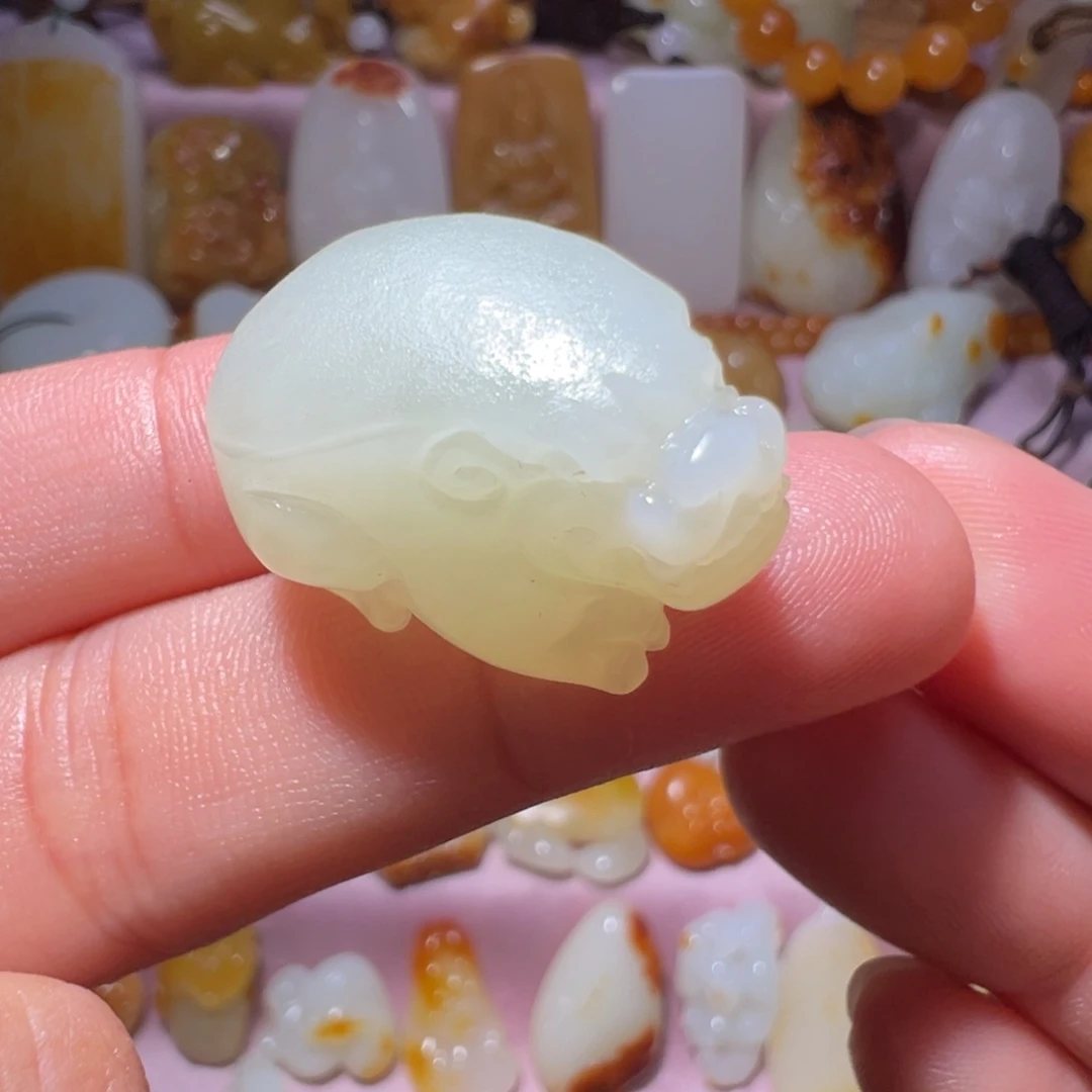 和田玉未镶嵌吊坠(不含链)