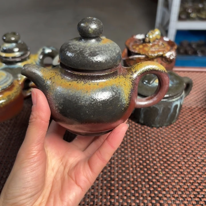 紫砂茶杯道洪清泉